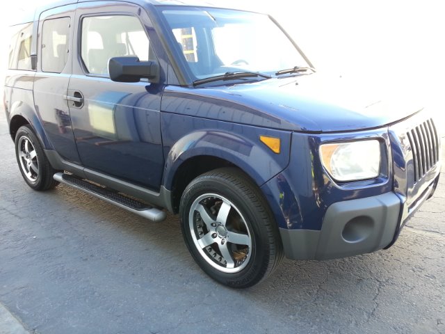 Honda Element SLE - Sunroof Bose At Broo SUV