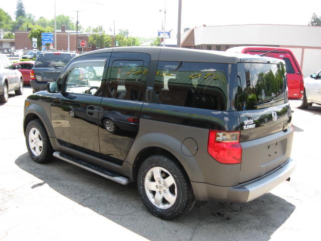 Honda Element Open-top SUV