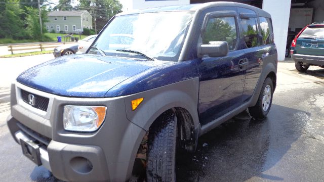 Honda Element Challenger SUV