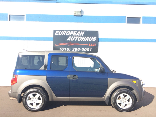 Honda Element 2003 photo 1