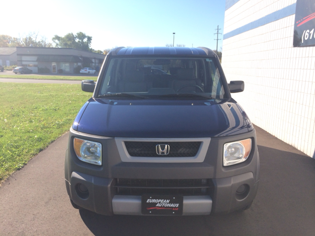 Honda Element 2003 photo 3