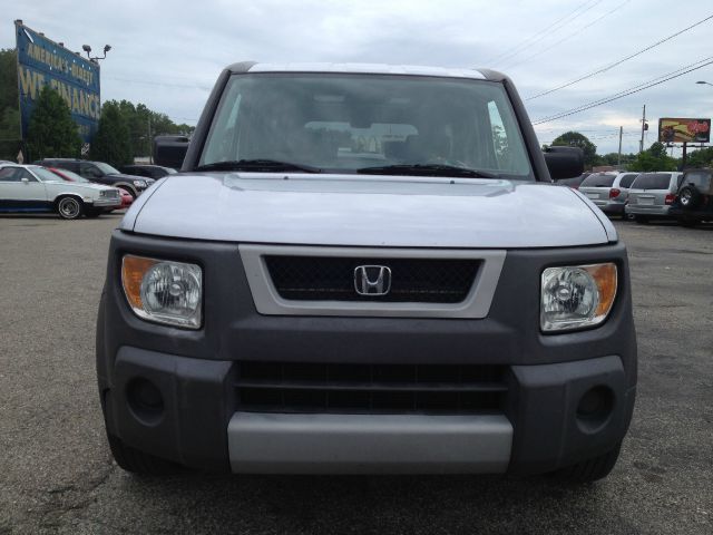 Honda Element 2003 photo 2