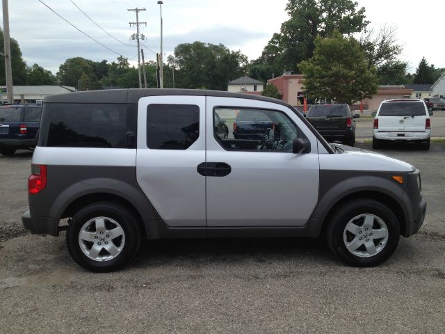 Honda Element 2003 photo 4