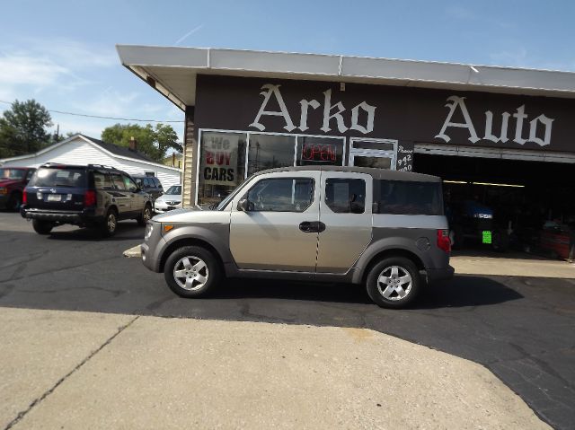 Honda Element 2003 photo 3