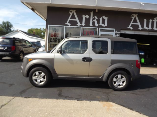 Honda Element 2003 photo 4