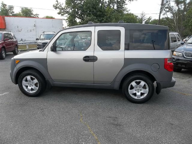 Honda Element Challenger SUV