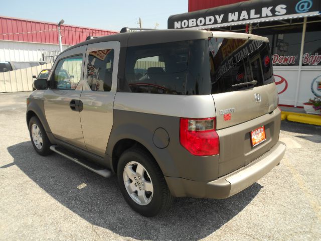 Honda Element 2003 photo 1