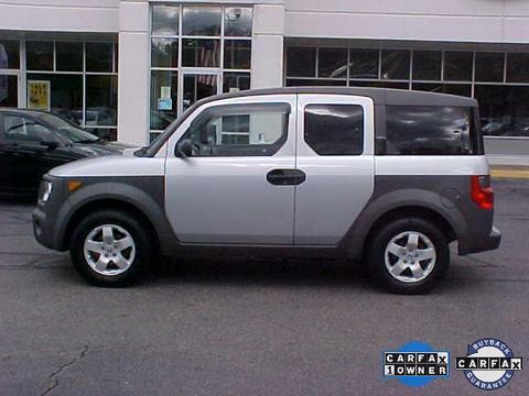 Honda Element 2004 photo 1