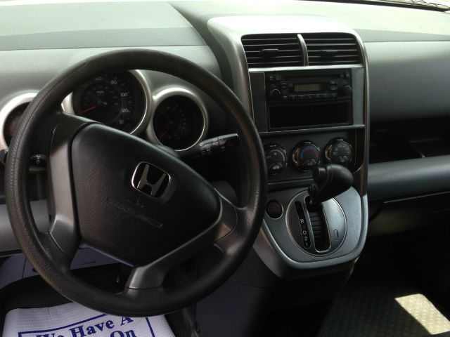 Honda Element 2004 photo 4
