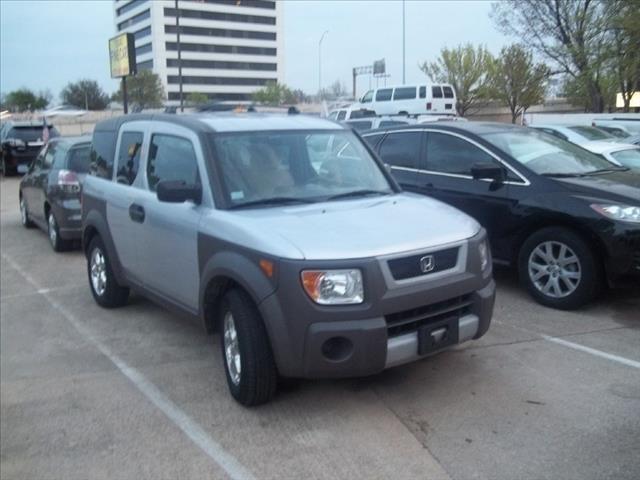 Honda Element 2004 photo 4