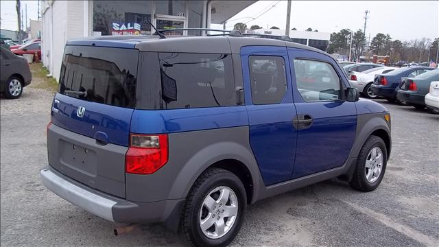 Honda Element 2004 photo 3
