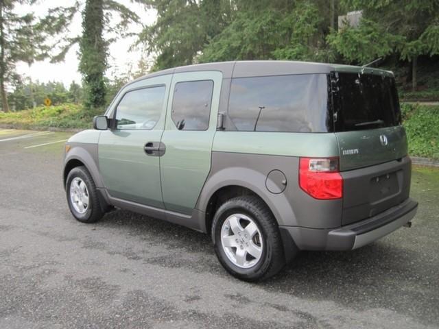 Honda Element 2004 photo 3