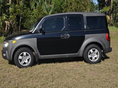 Honda Element 2004 photo 2