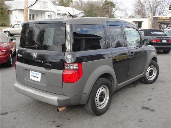 Honda Element 2004 photo 3