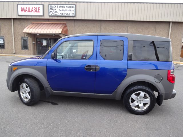 Honda Element 2004 photo 1
