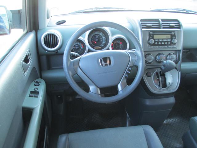 Honda Element 2004 photo 5
