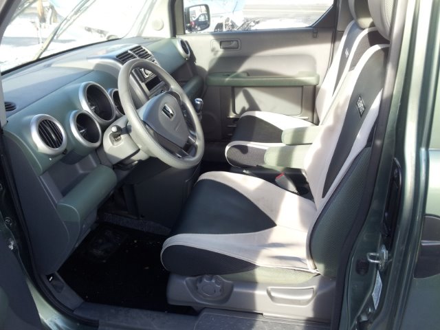 Honda Element 2004 photo 3