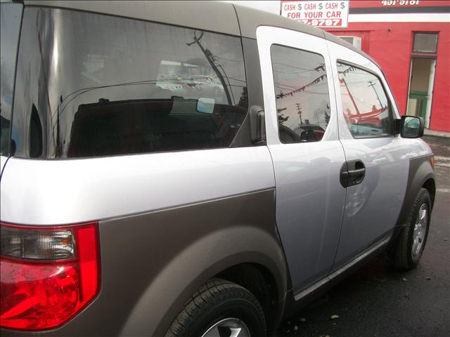 Honda Element 2004 photo 1