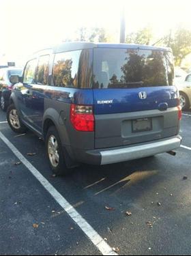 Honda Element 2004 photo 2