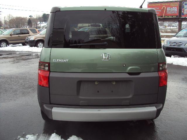 Honda Element 2004 photo 3