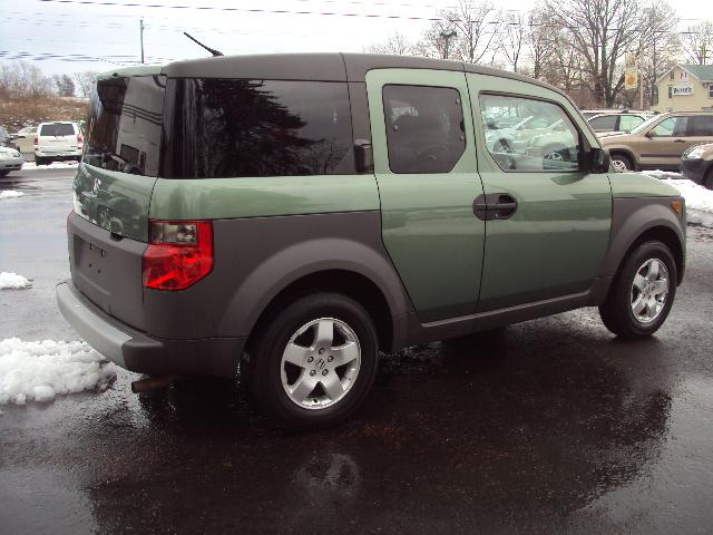 Honda Element 2004 photo 4