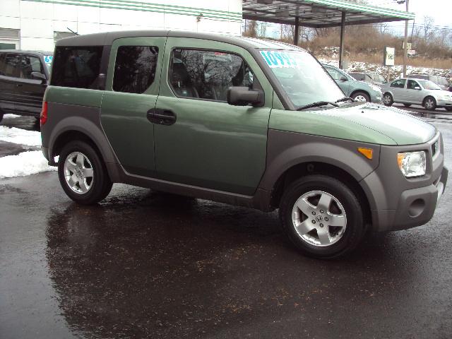 Honda Element 2004 photo 5