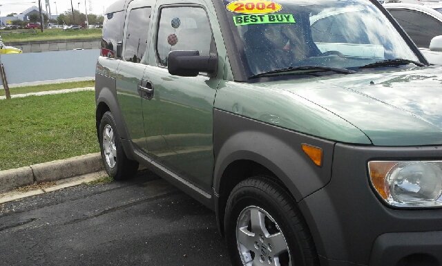 Honda Element 2004 photo 1