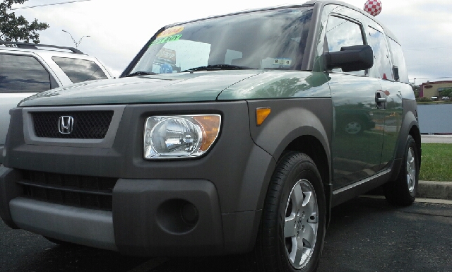 Honda Element 2004 photo 3