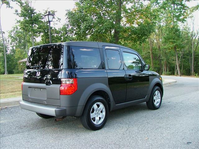 Honda Element 2004 photo 5