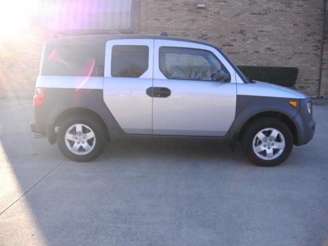 Honda Element 2004 photo 4