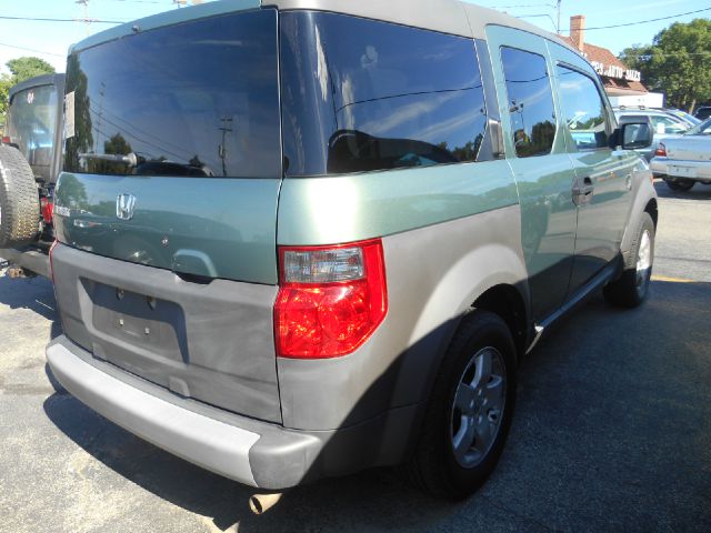 Honda Element 2004 photo 4