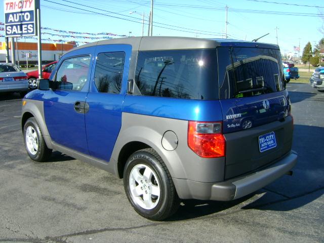 Honda Element 2004 photo 1