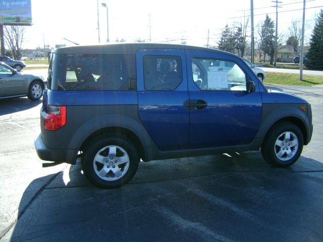 Honda Element 2004 photo 3