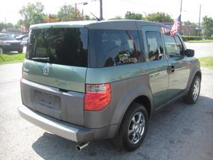 Honda Element 2004 photo 1