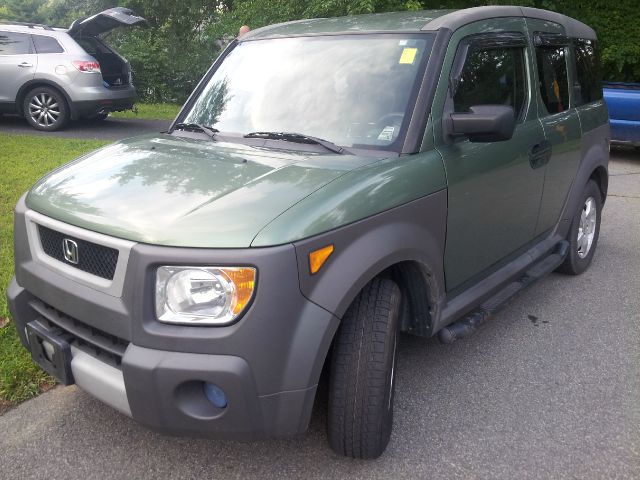 Honda Element 2005 photo 2