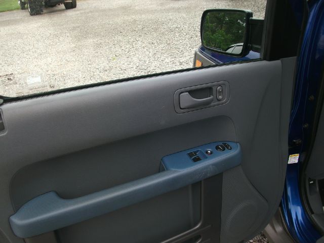 Honda Element 2005 photo 16