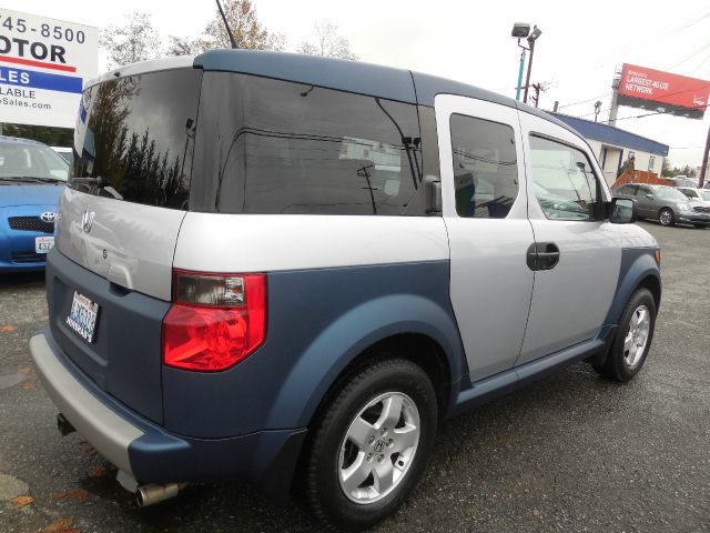 Honda Element 2005 photo 4