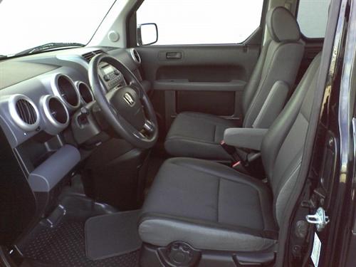 Honda Element 2005 photo 2
