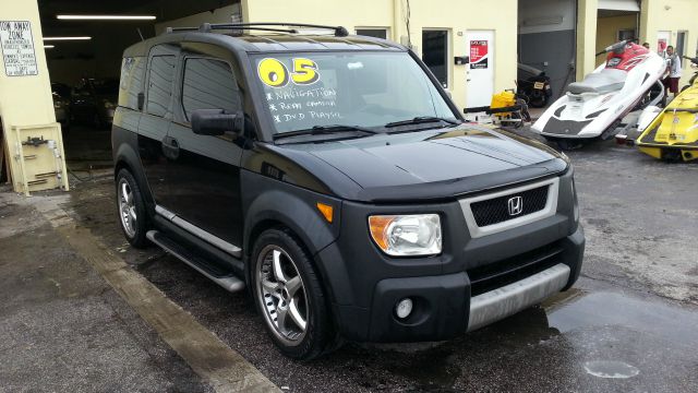 Honda Element 2005 photo 4