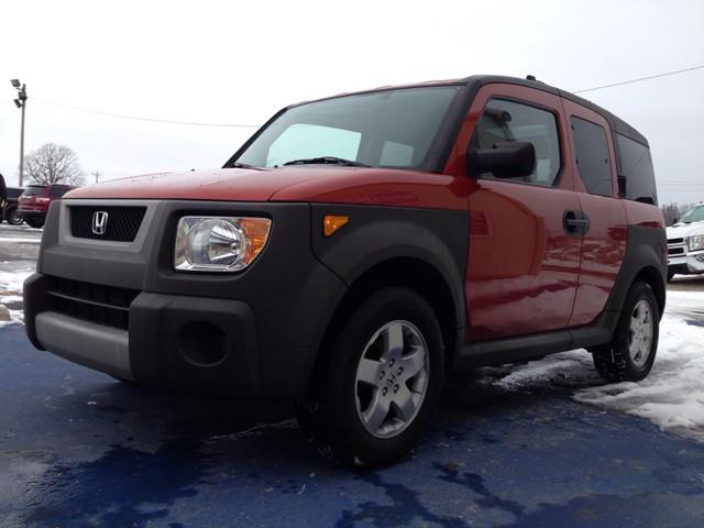 Honda Element 2005 photo 2