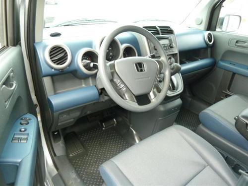 Honda Element 2006 photo 2