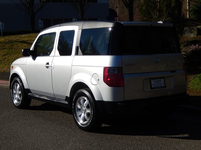 Honda Element 2006 photo 2