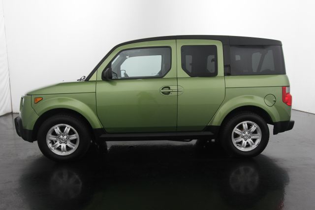 Honda Element 2006 photo 2