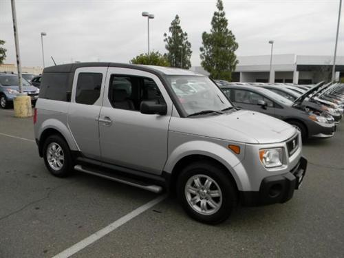 Honda Element 2006 photo 1