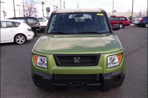 Honda Element 2006 photo 2