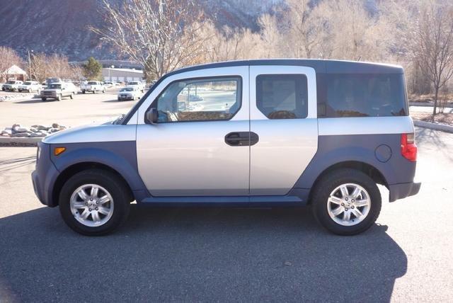 Honda Element 2006 photo 2