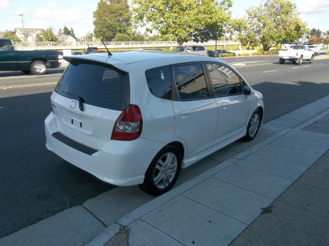 Honda Fit 9-3 4Dr Hatchback