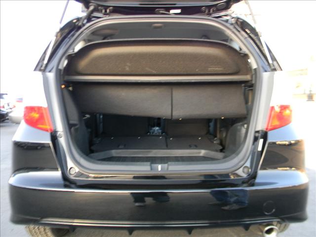 Honda Fit 2010 photo 4