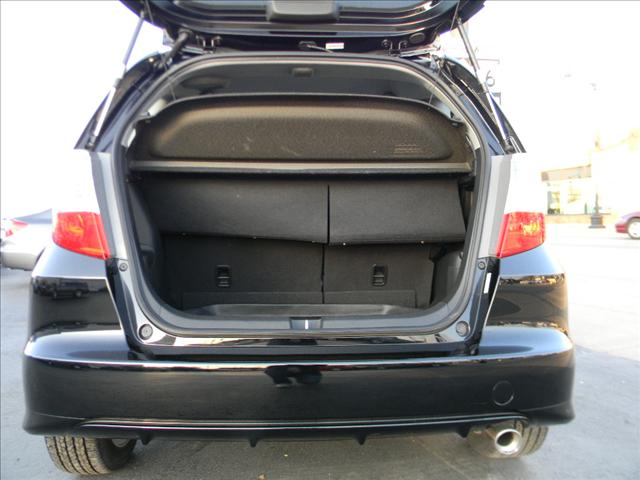Honda Fit 2010 photo 5