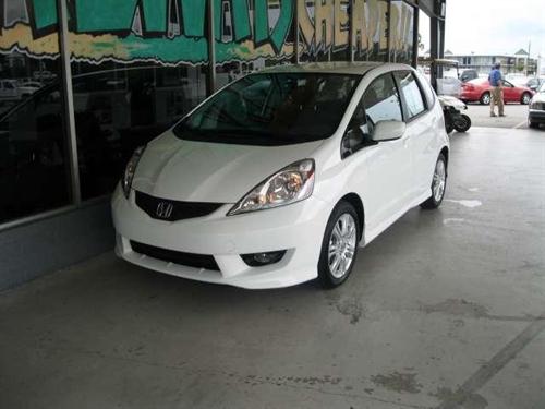 Honda Fit 2010 photo 1